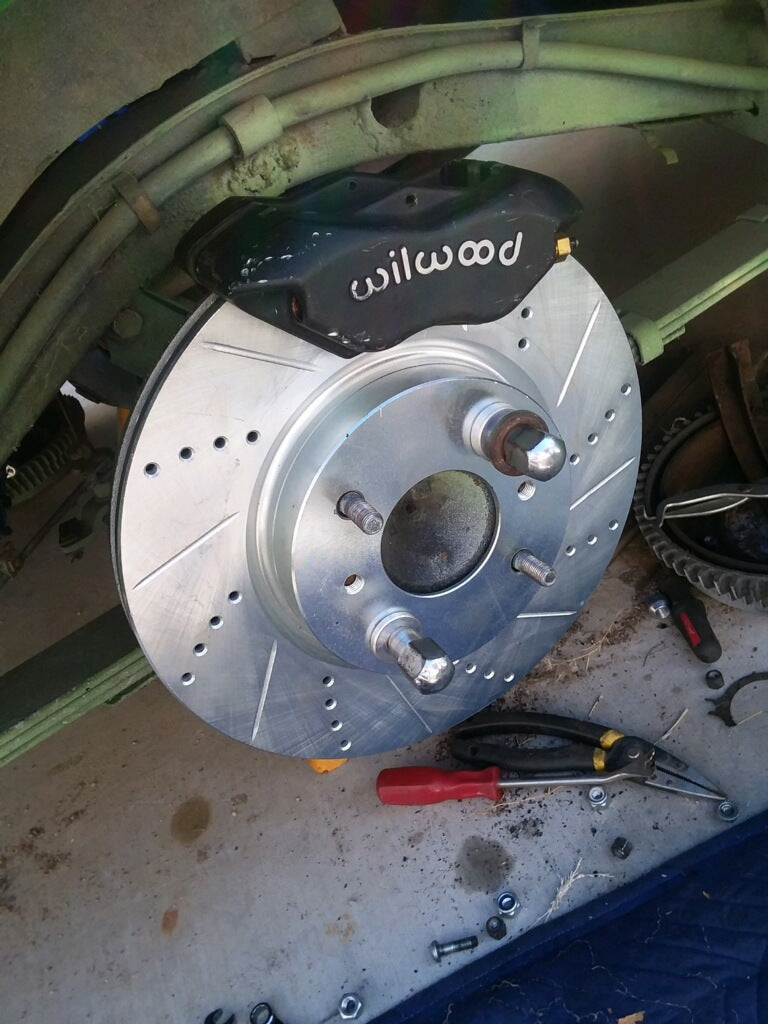 1963-1972 Datsun roadster 2000 rear wilwood brake upgrade kit dynalight