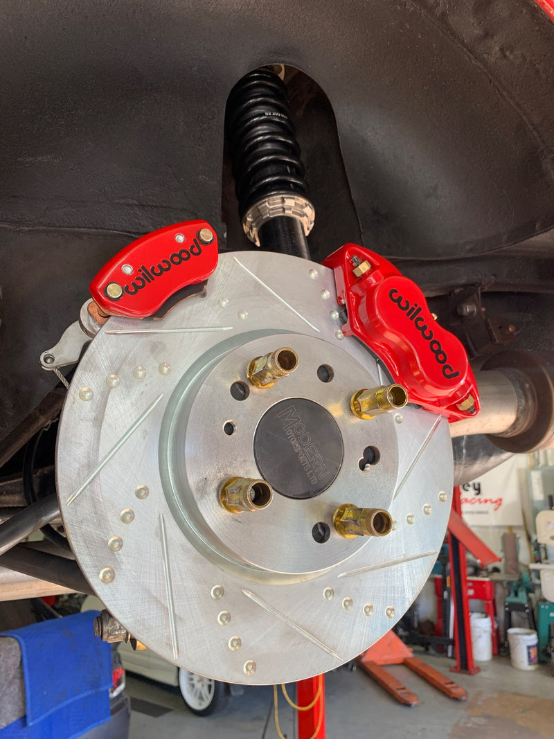 DATSUN 240Z 260Z 280Z REAR DUAL CALIPER WILWOOD BRAKE UPGRADE WITH DEDICATED CABLE HANDBRAKE CALIPER