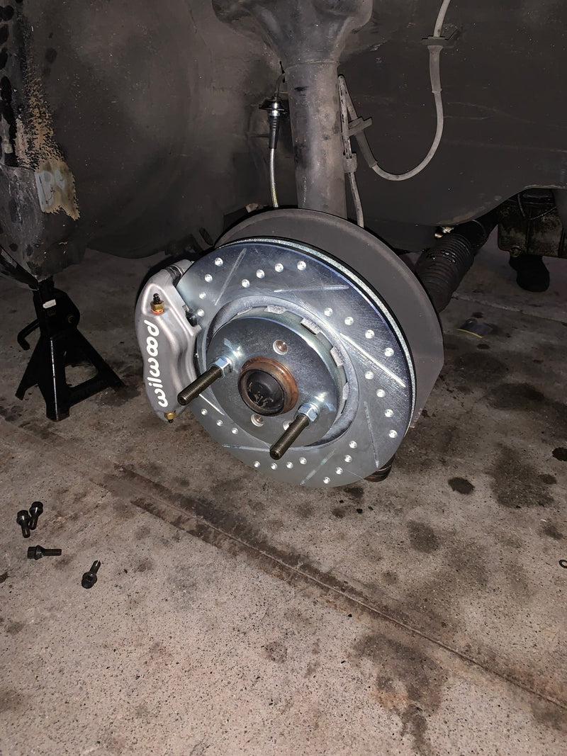 1982 to 1994 BMW 325i 318i E30 front Wilwood brake upgrade kit swap performance non M
