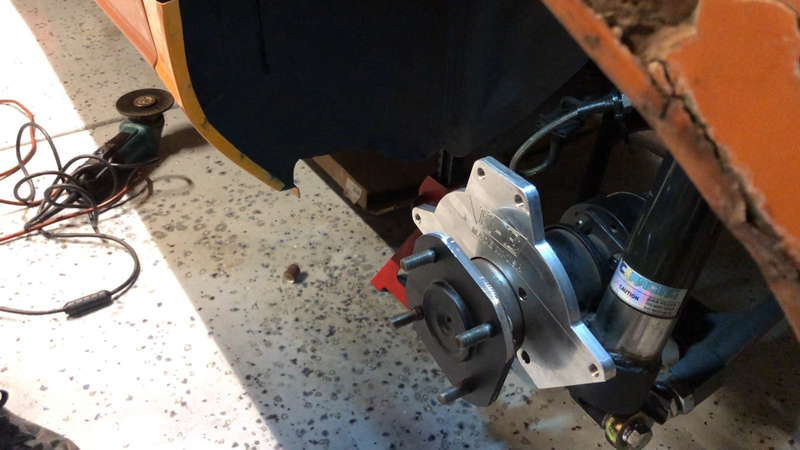 Datsun 240z 260z 280z rear Dual Caliper Wilwood brake upgrade with dedicated hydraulic handbrake caliper for drift