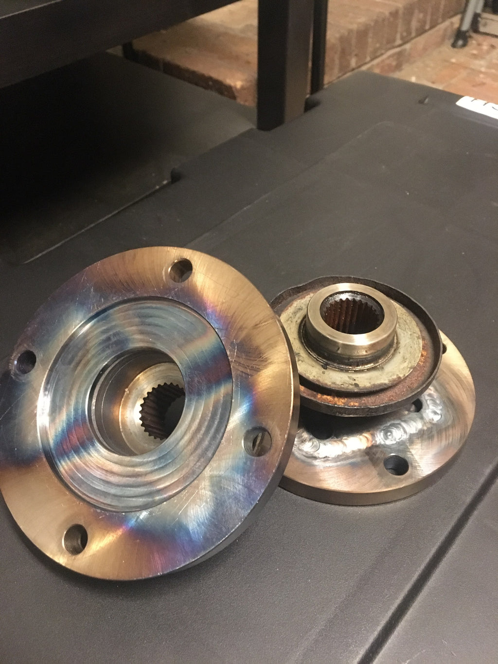 240z R180 R200 Rear Diff Conversion Kit 240z 260z 280z CV Axle conversion brackets for R200 differential uses