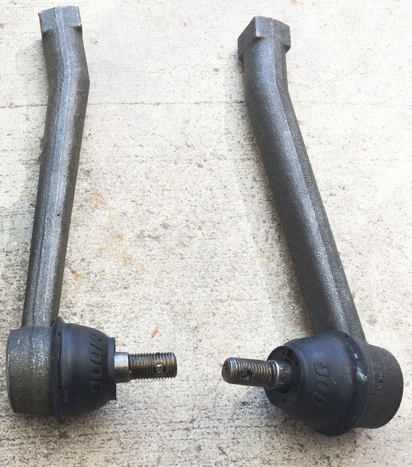 240z 260z 280z outer Tie Rod End MOOG Brand pair