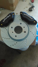 Datsun 240z 260z 280z rear Dual Caliper Wilwood brake upgrade with dedicated hydraulic handbrake caliper for drift